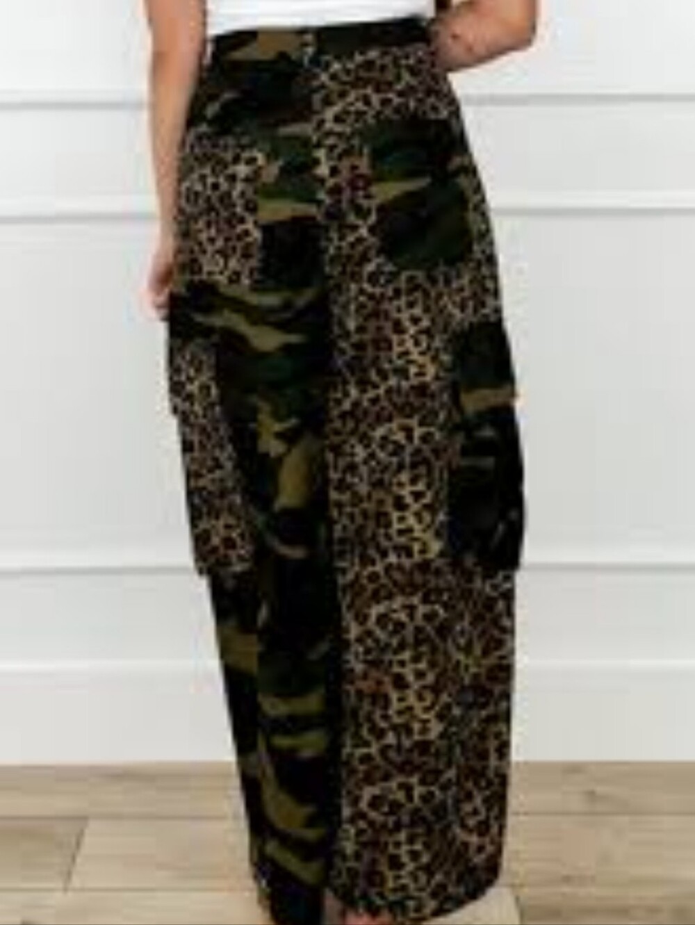 BiBi Mixed Camouflage and Leopard Cargo Pants Wide Leg High Rise Split Pattern M